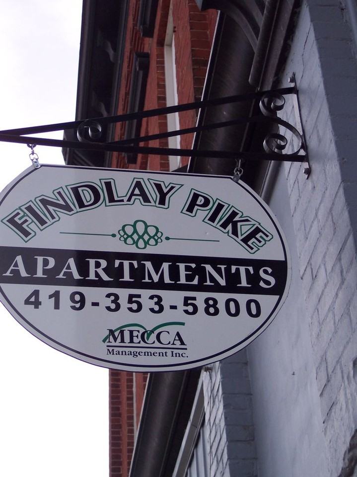 Findlay Pike - Photo 2 of 50