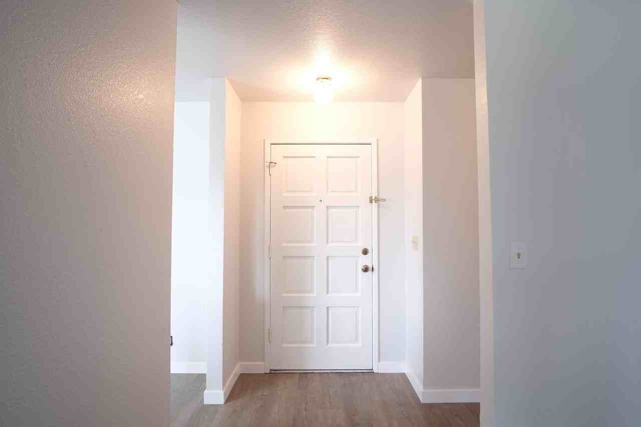 966 Kerley Ln - Photo 3 of 17