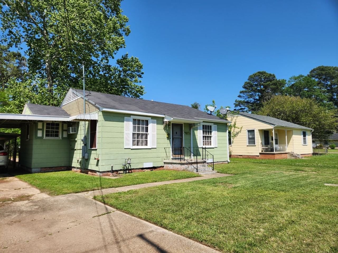 1834 Corbitt St - Photo 2 of 9