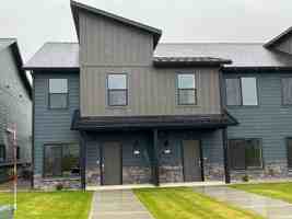 featured image of 1623 Grinnell Way