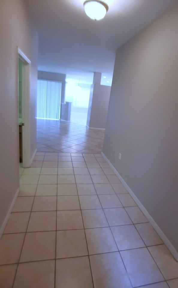 6416 68th Street East - Photo 4 of 36