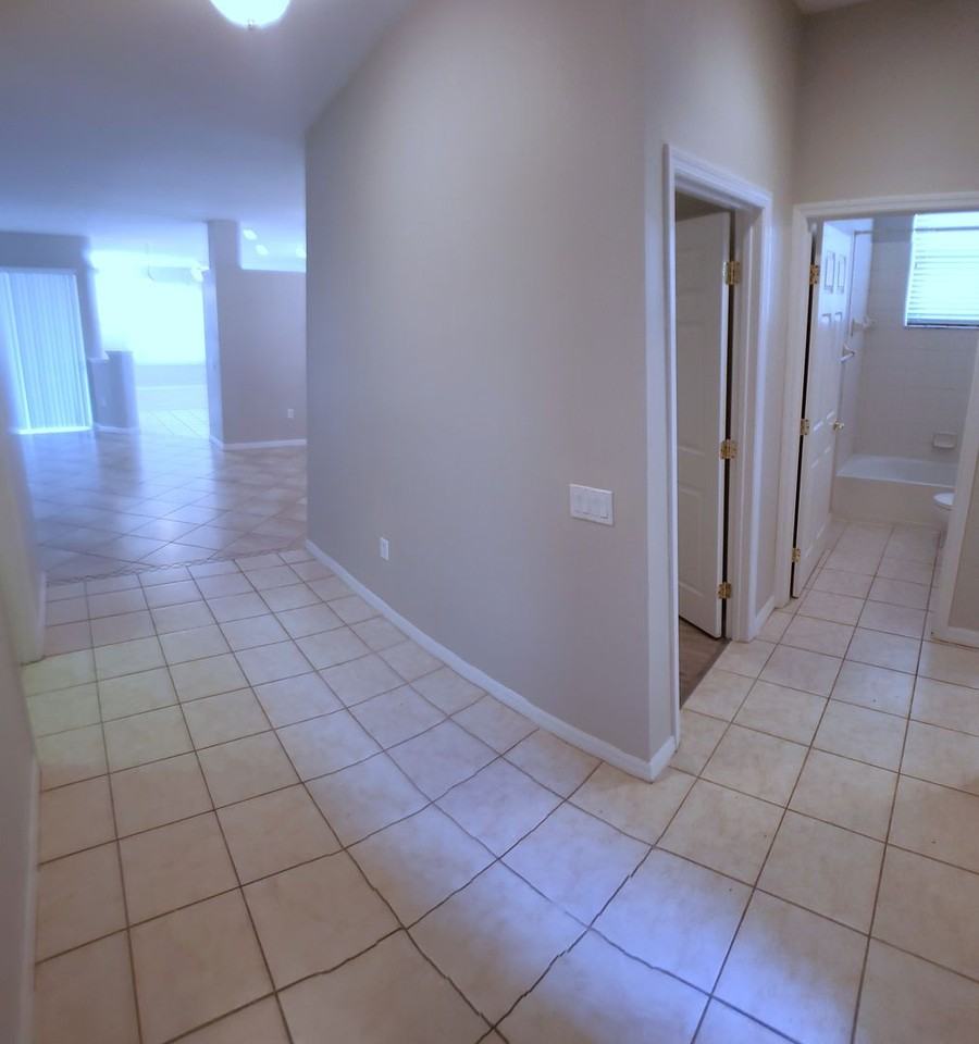 6416 68th Street East - Photo 5 of 36