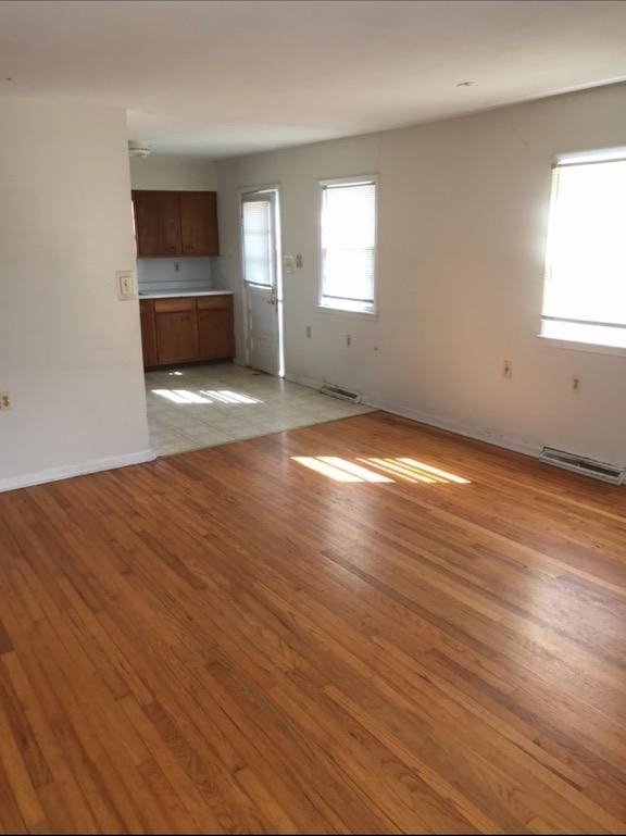 212 Willow Way - Photo 2 of 13