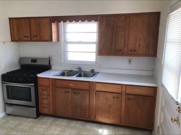 212 Willow Way - Photo 5 of 13