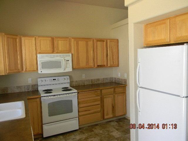 2626 N Glidden St #B - Photo 7 of 23