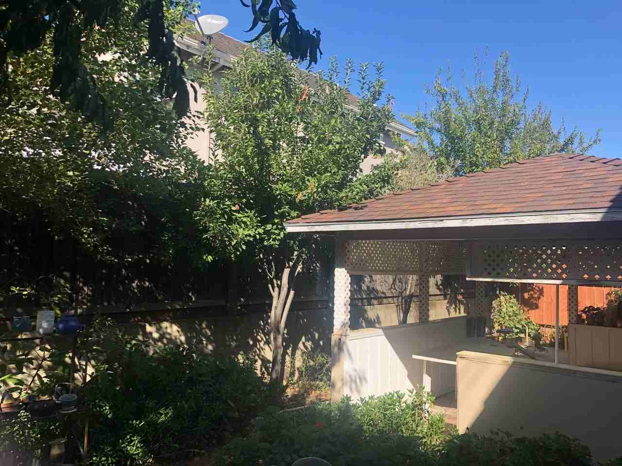 938 Lusk Dr - Photo 4 of 18