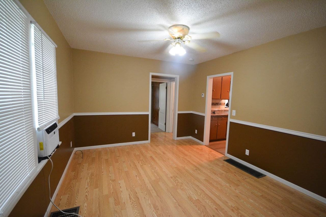 800 12th Ave Nw - Photo 6 of 18