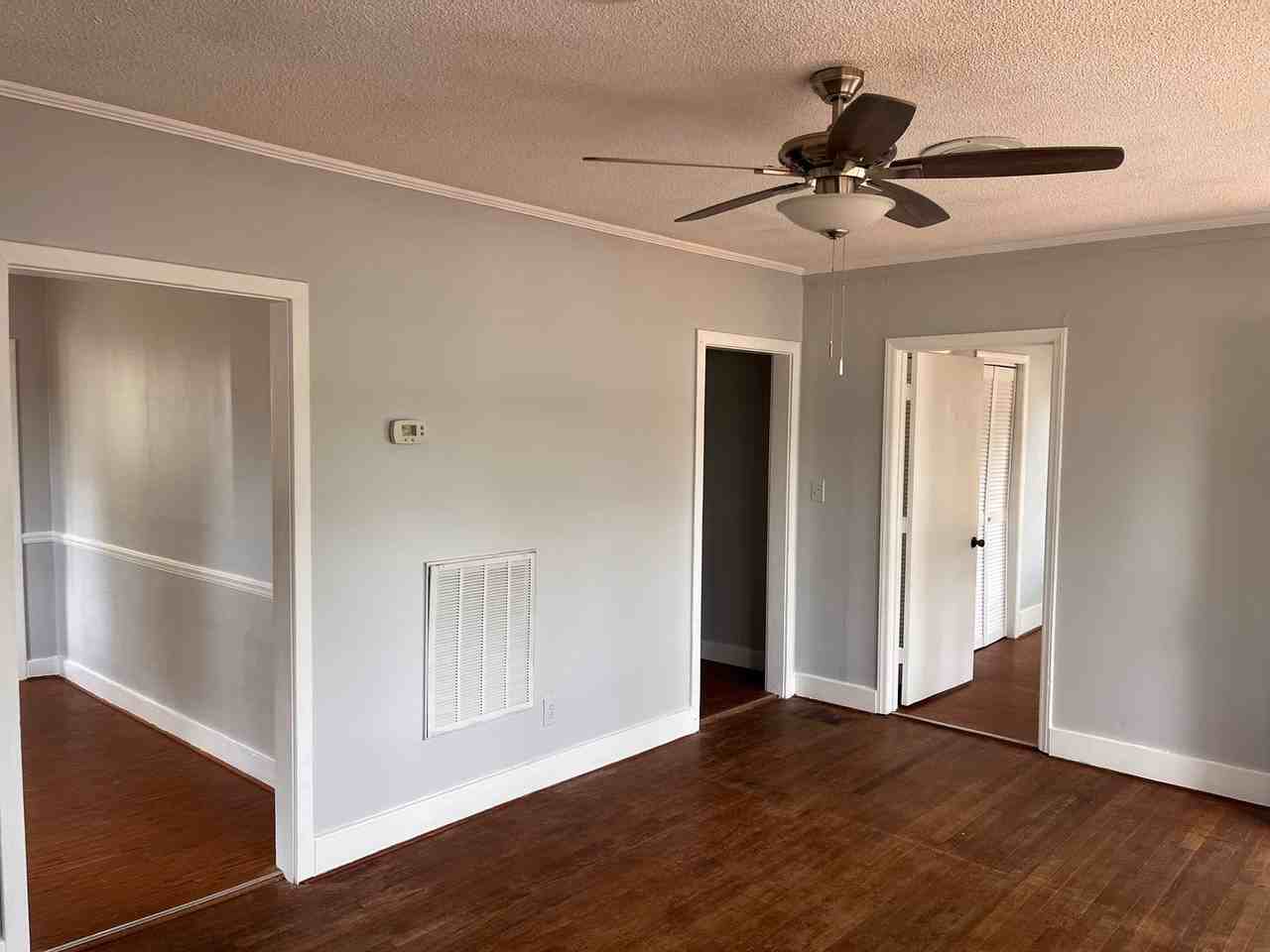 5418 Park Ave - Photo 3 of 9