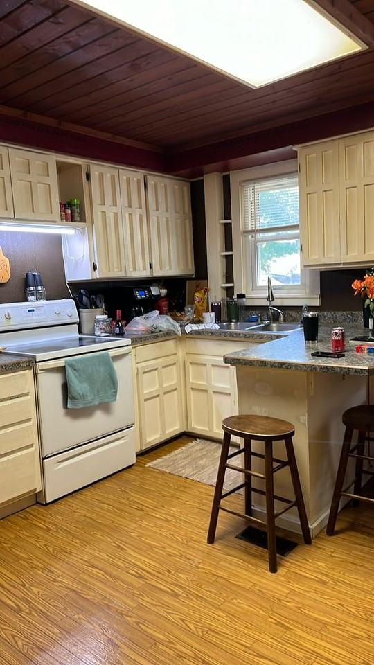 30917 S Oak St - Photo 3 of 6