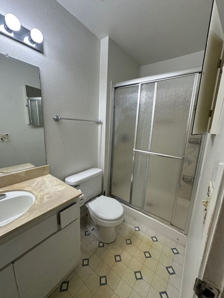 52 W Elliot St #51 - Photo 6 of 14