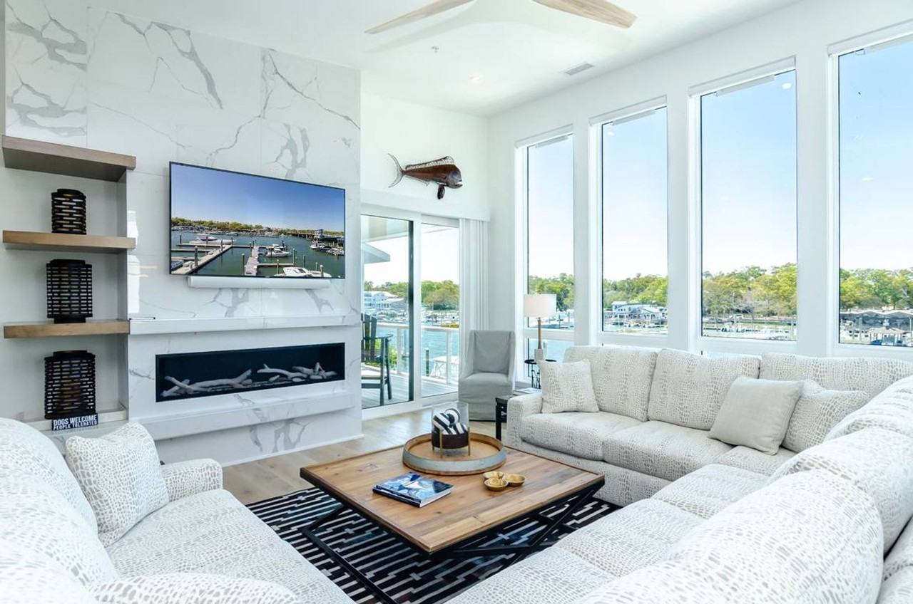 2 Marina Street #C - Photo 3 of 34