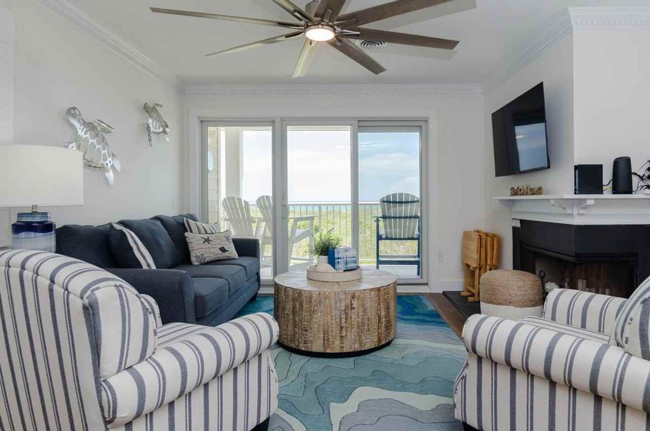 2504 N Lumina Ave #1C - Photo 3 of 33