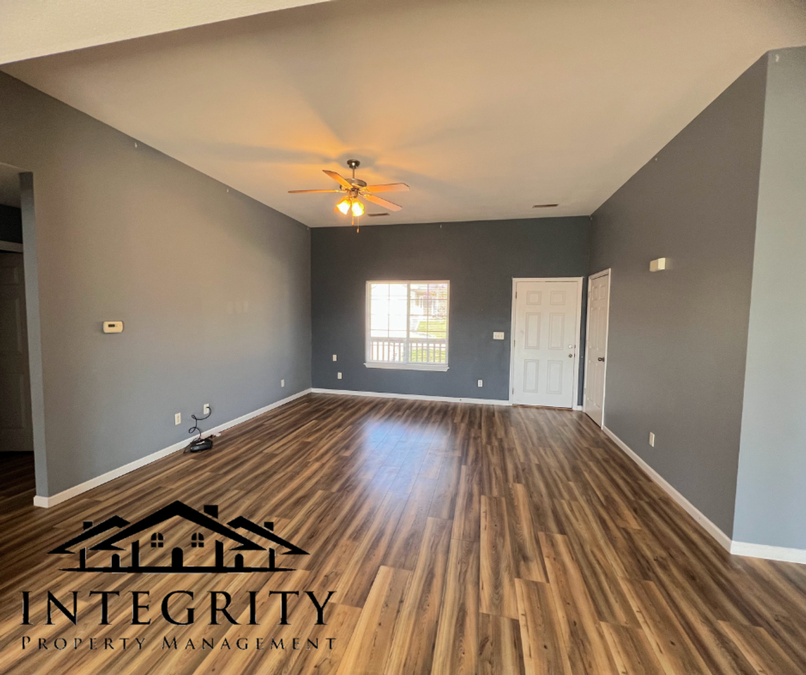 24136 Tupelo Ln - Photo 3 of 15