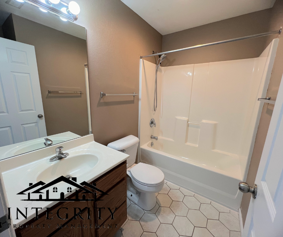 24136 Tupelo Ln - Photo 7 of 15