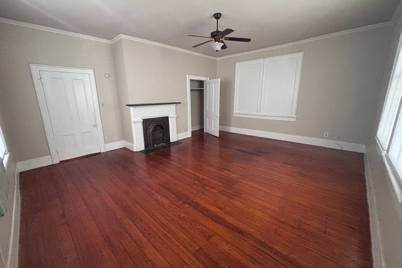 412 E Main St - Photo 3 of 4