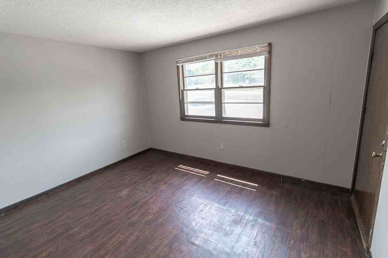 2925 Northland Dr - Photo 6 of 19