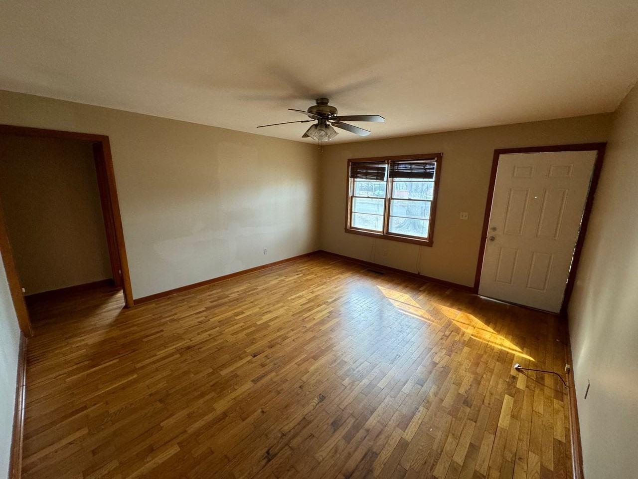 405 North Dr - Photo 3 of 8