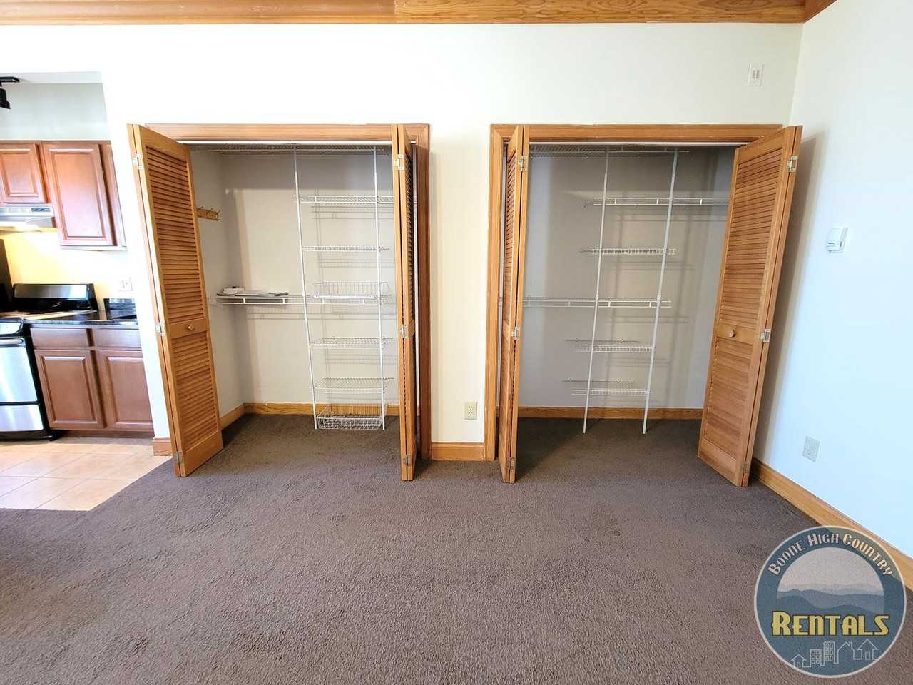 675 Whispering Hills Rd - Photo 5 of 16