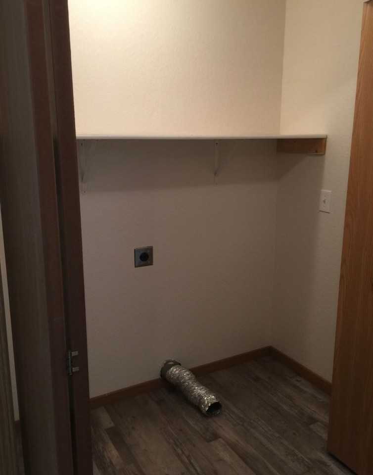 Meeker County Townhomes - Photo 6 of 8