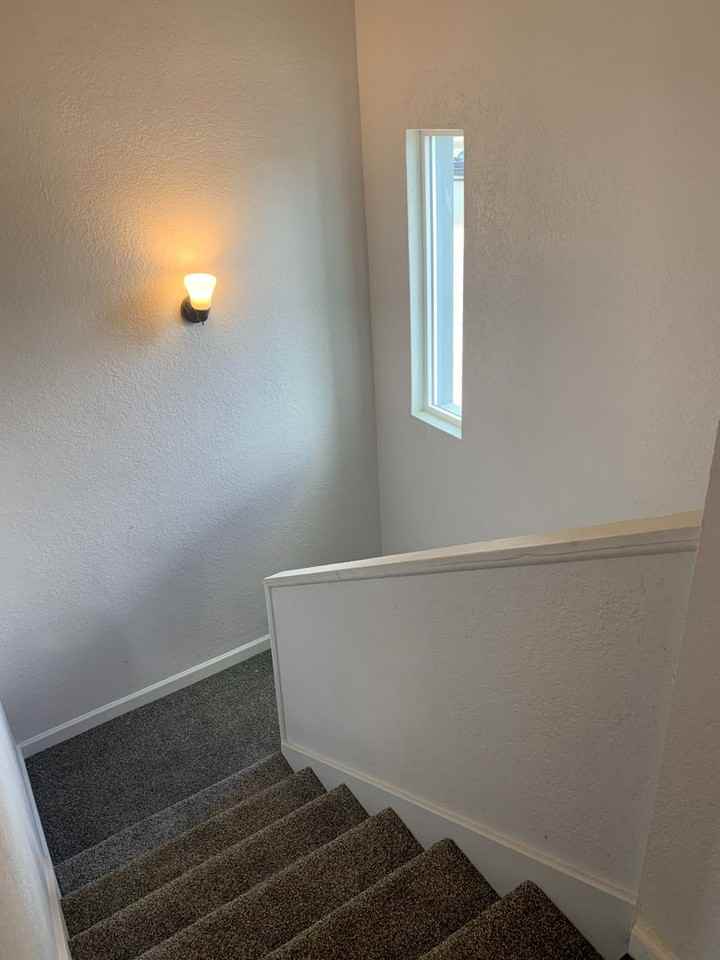 East 12th Townhomes and Apartments - Photo 7 of 13