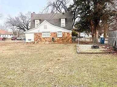 521 S Cleveland Ave - Photo 3 of 14