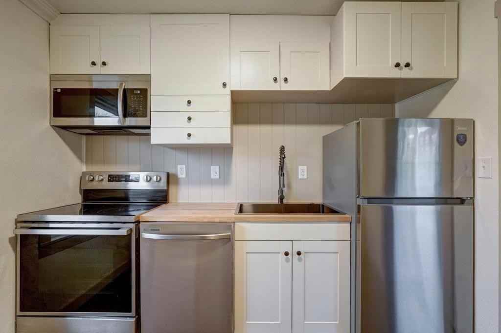 745 S Jefferson Ave - Photo 7 of 8