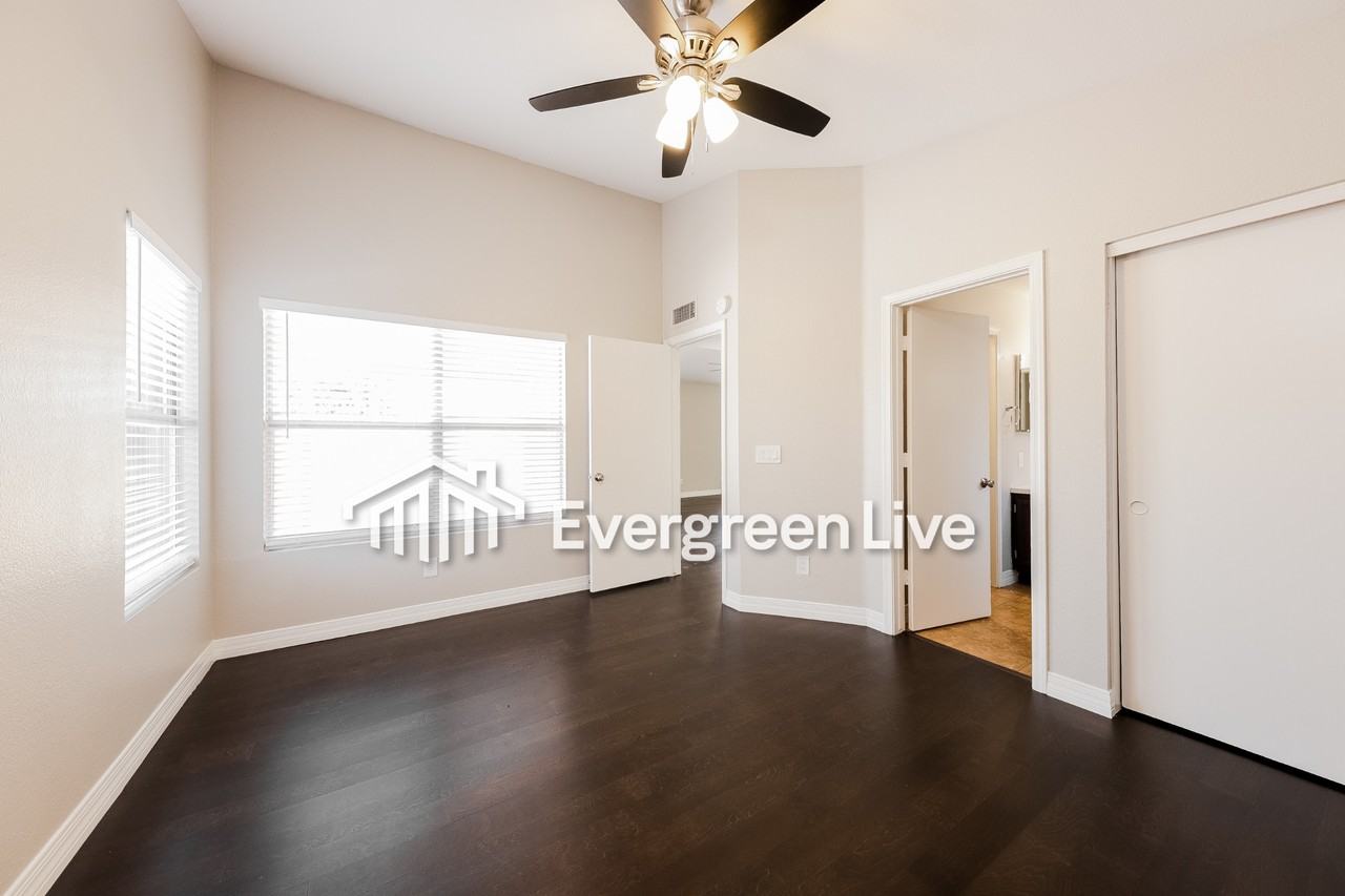12010 N 79th Dr - Photo 6 of 20