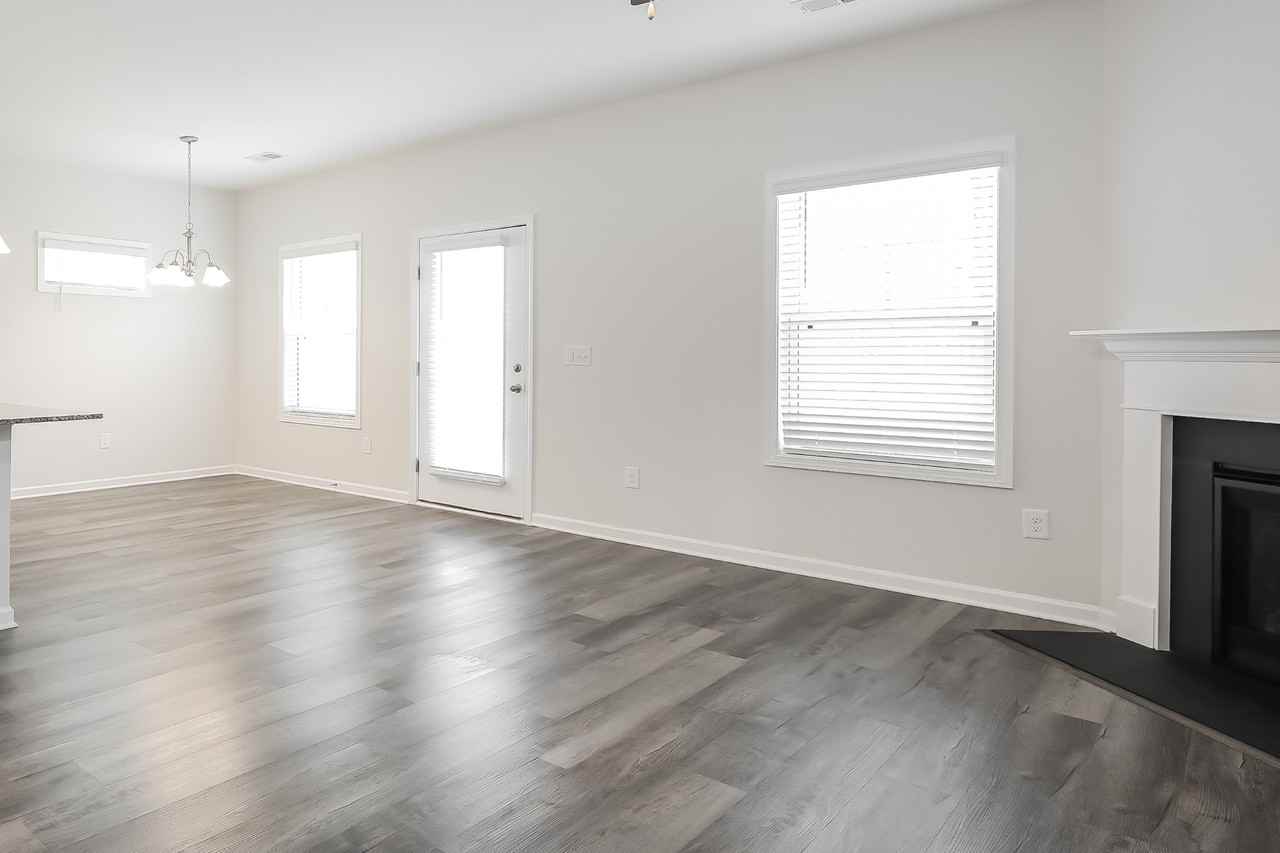 120 Highland Park Ct - Photo 3 of 21