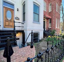 903 1/2 C St Ne #B - Photo 1 of 1