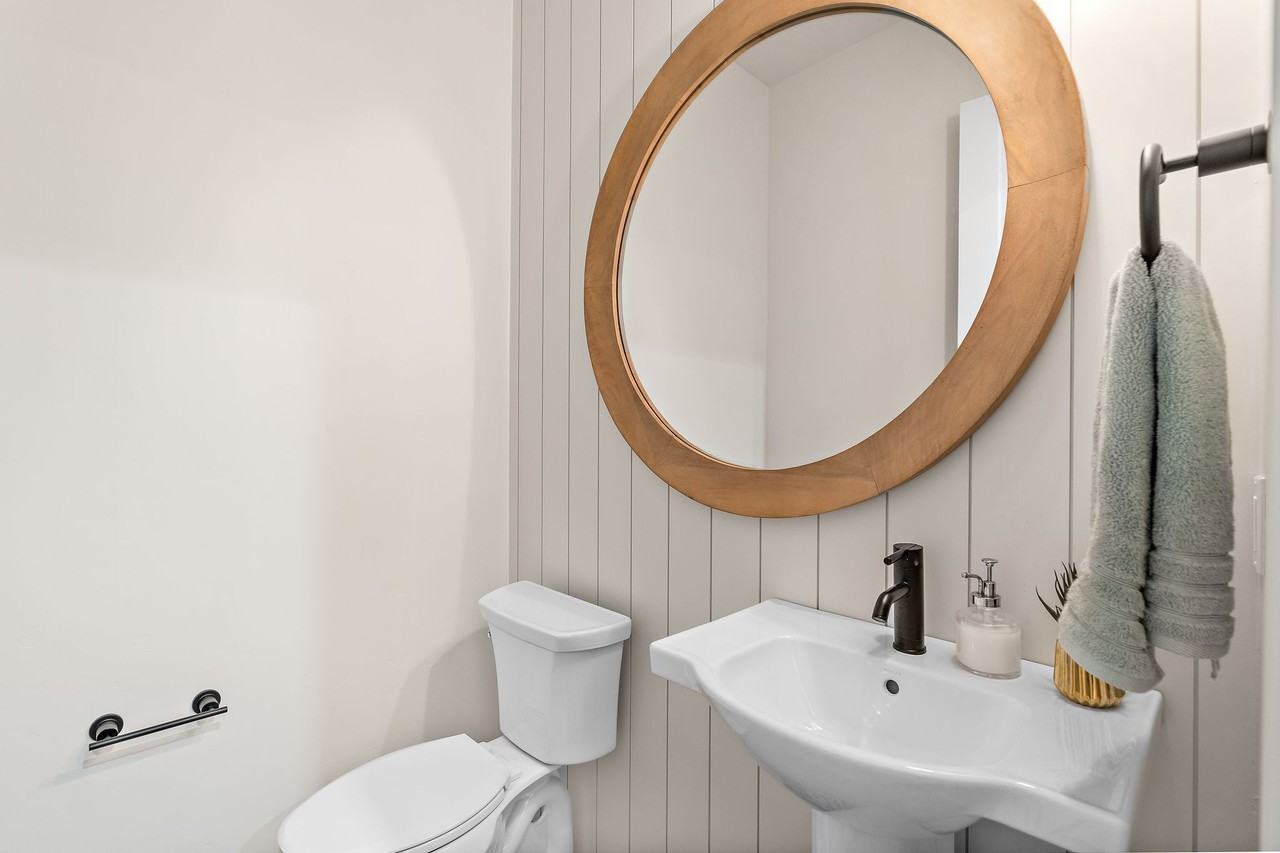 2530 W Iron Coop St #1 - Photo 4 of 31