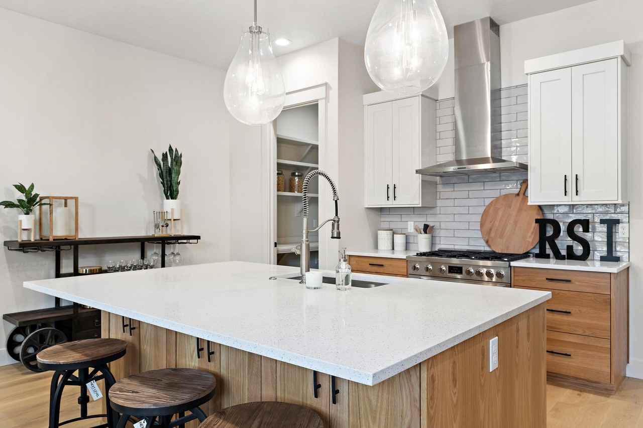 2530 W Iron Coop St #1 - Photo 4 of 31