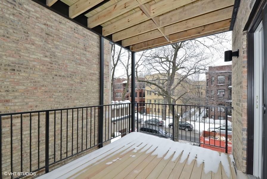 3749 N Sheffield Ave #4 - Photo 6 of 9