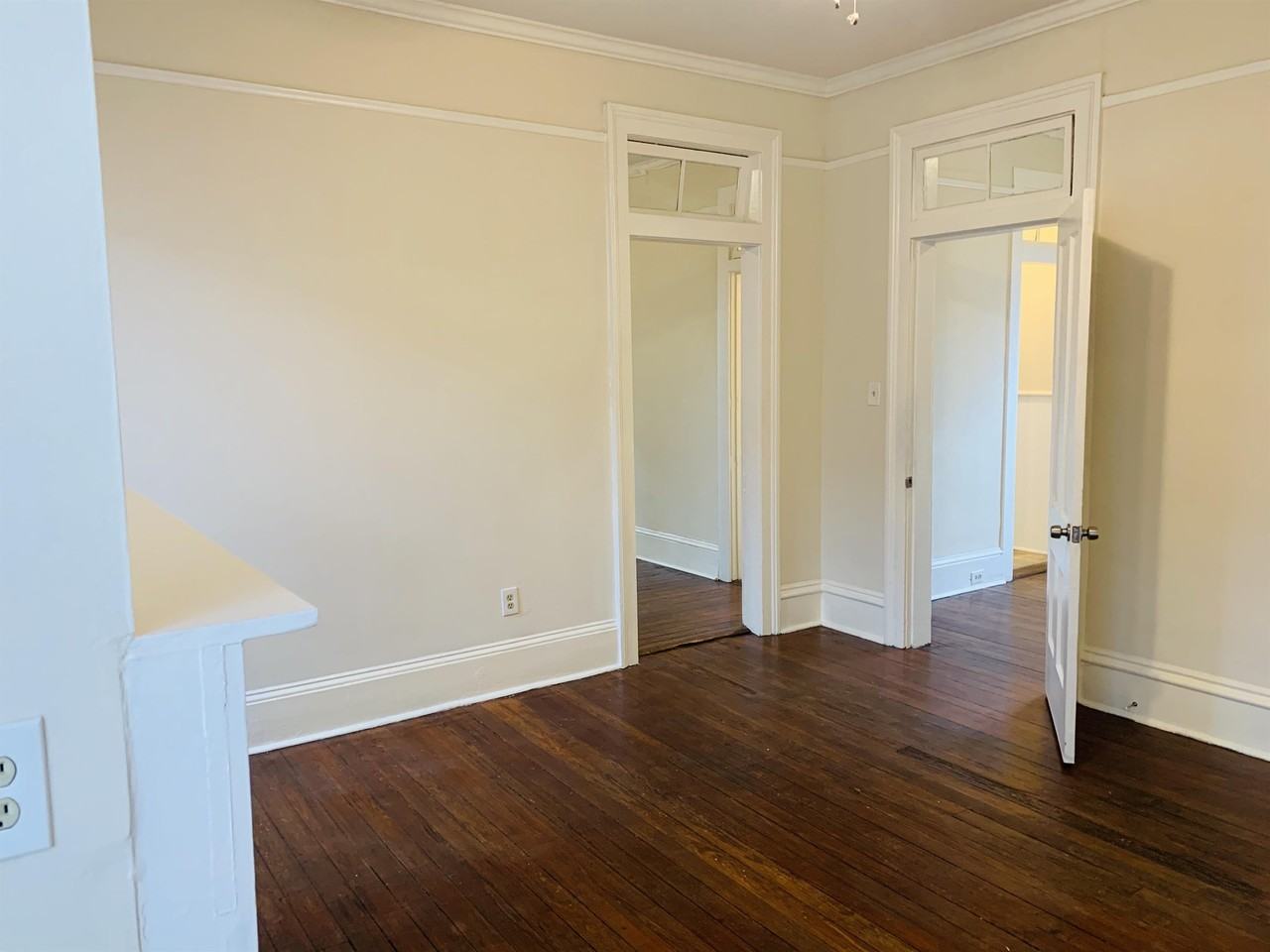 905 Montgomery St #905 - Photo 2 of 30