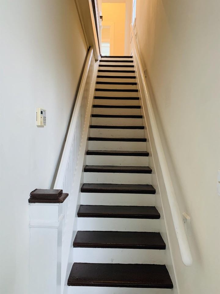 905 Montgomery St #905 - Photo 5 of 30