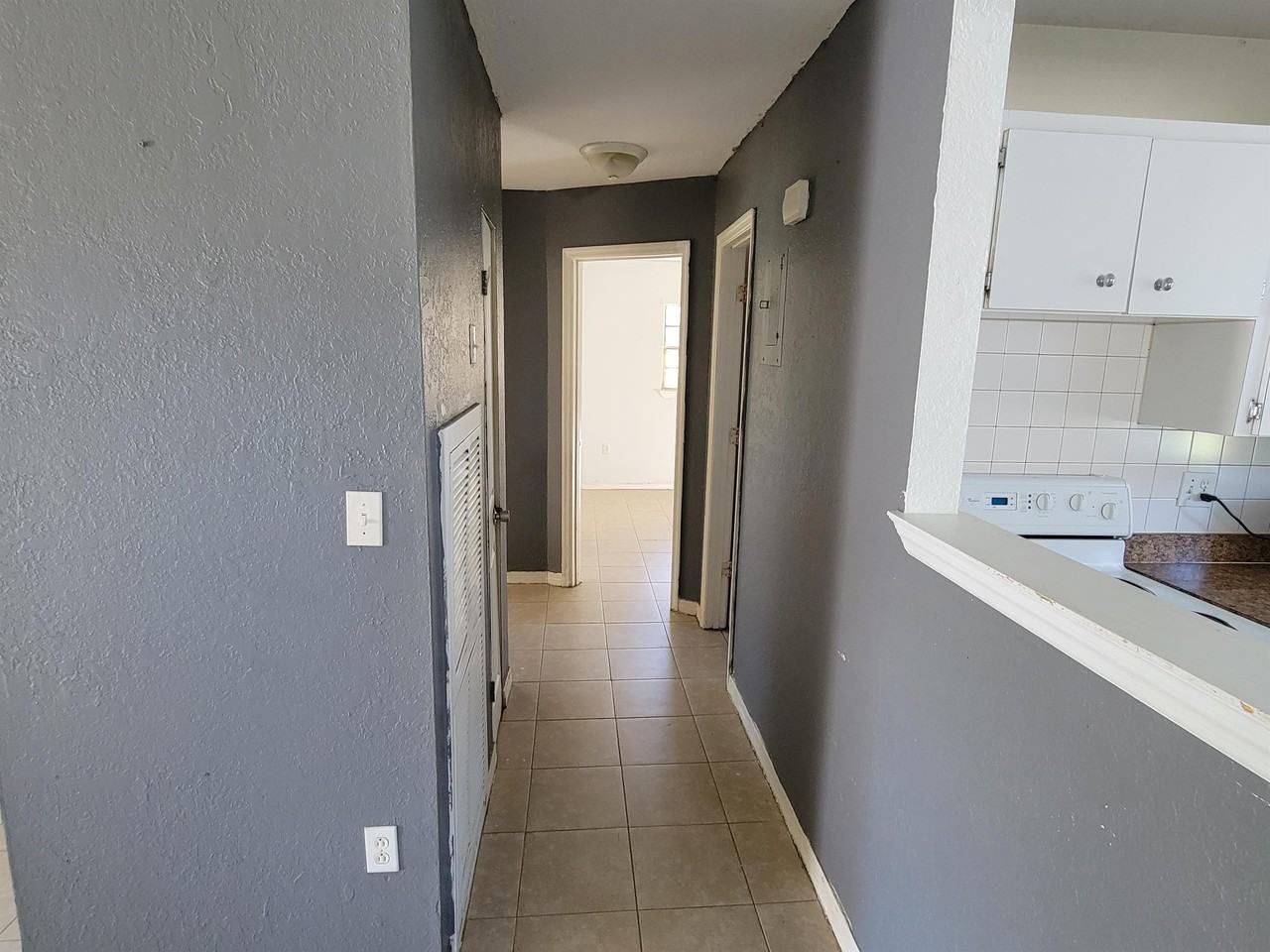 3031 Herold Dr - Photo 5 of 22