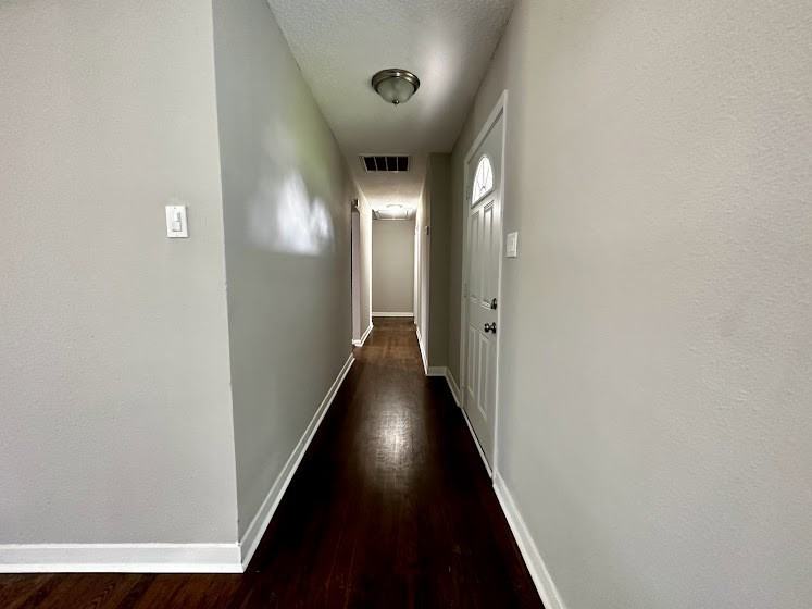 402 Del Norte St - Photo 3 of 12