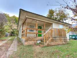 featured image of 137 S Draper Ave