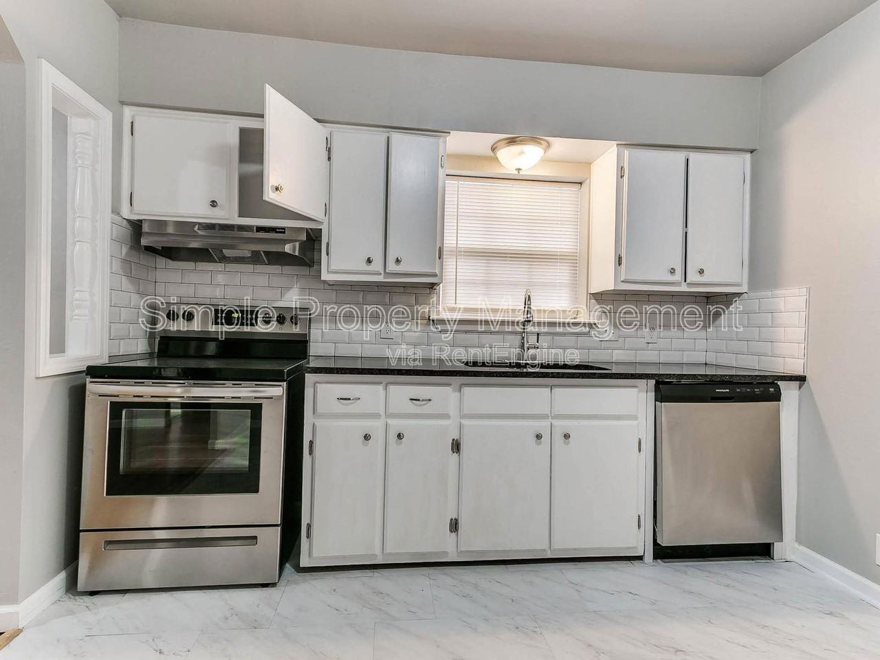 137 S Draper Ave - Photo 7 of 22