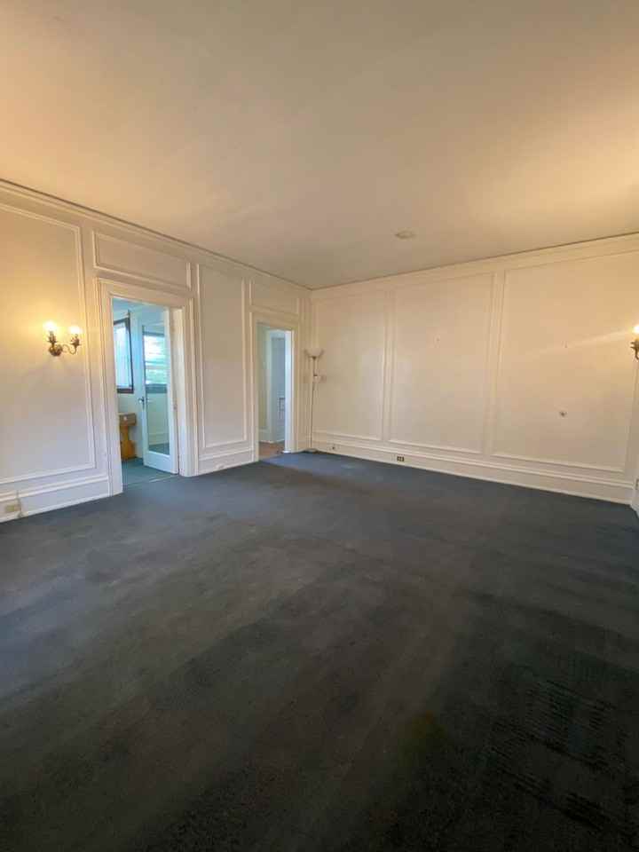 230 West 9th Street - Photo 6 of 13