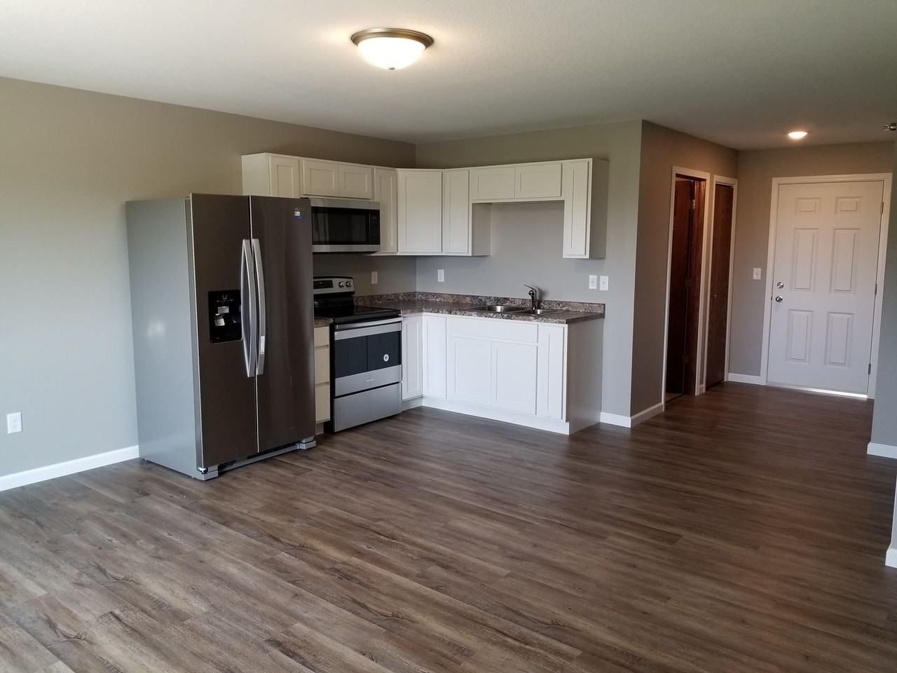 The Overlook Apartments - Photo 2 of 25