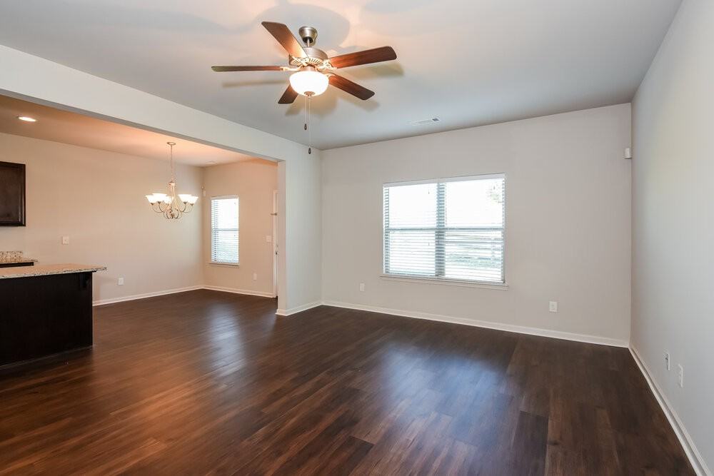 123 Fern Walk - Photo 4 of 17