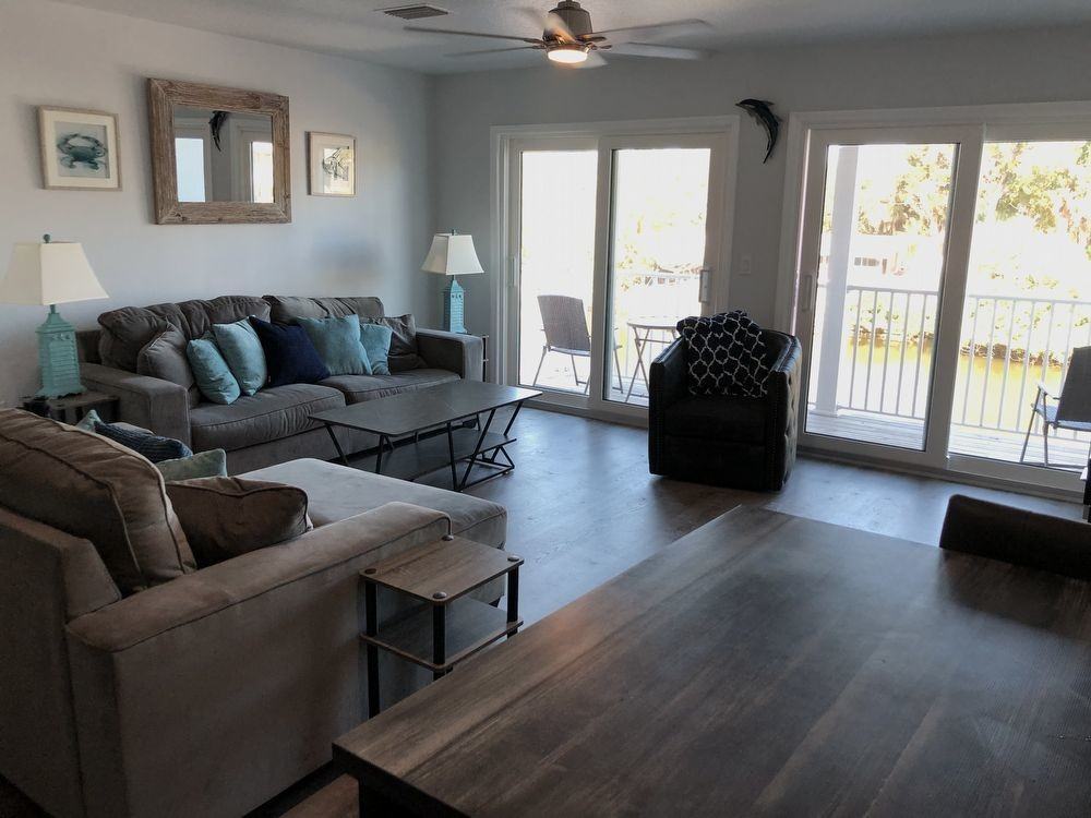 6871 Clark St - Photo 4 of 14