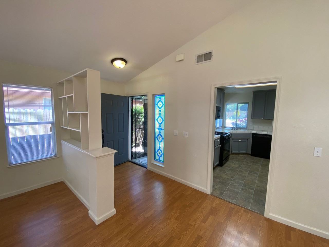 8605 Willow Vista Ct - Photo 3 of 24