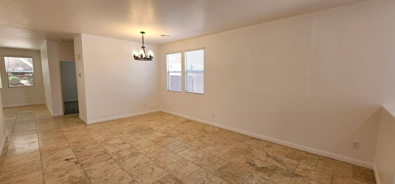 545 Playa Linda Pl - Photo 3 of 21