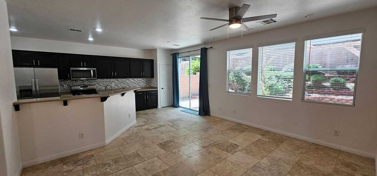 545 Playa Linda Pl - Photo 5 of 21