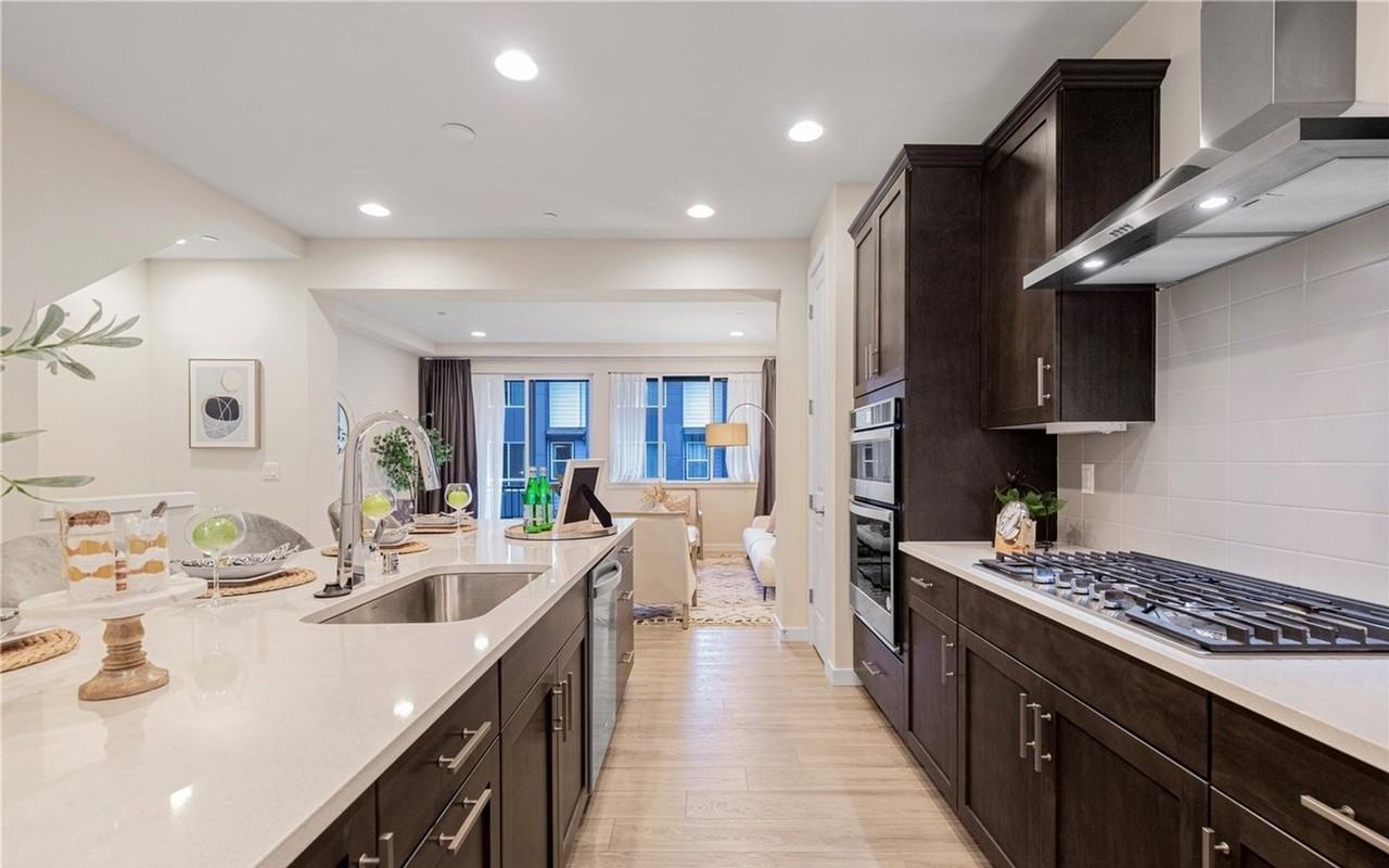 23705 8th Dr Se - Photo 2 of 24