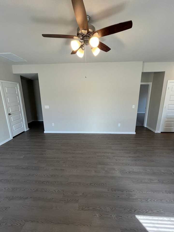 25553 Blossom Ct - Photo 6 of 17