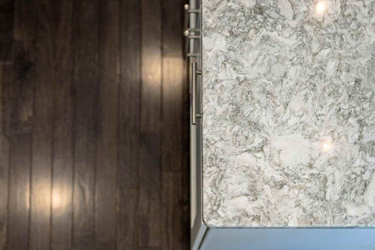 344 Sapphire Dr - Photo 7 of 33