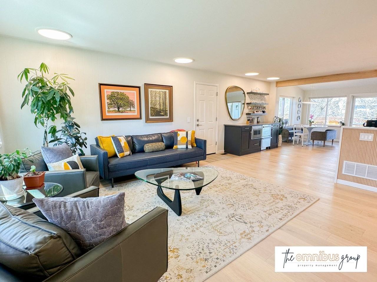 2545 Woodstock Pl - Photo 2 of 21