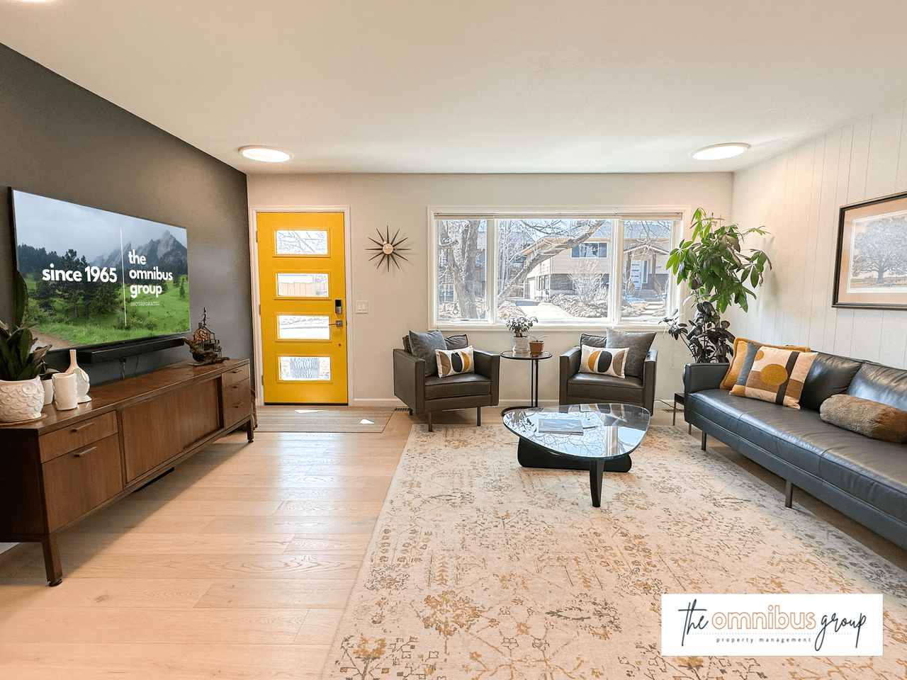 2545 Woodstock Pl - Photo 3 of 21